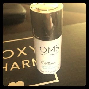 QMS medicosmetics lip line corrector